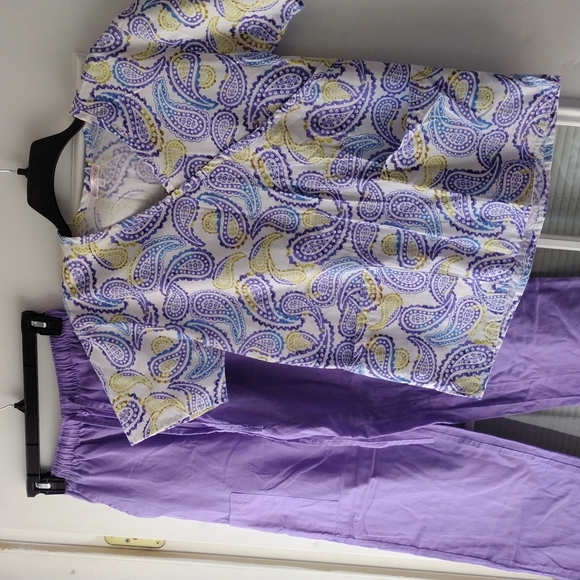 Scrub Set - Picture 1 of 6